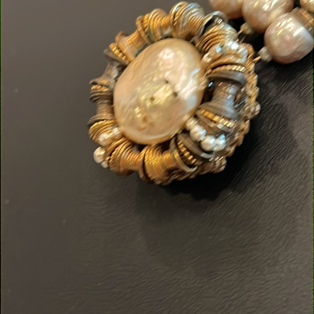 Miriam Haskell Signed Vintage Silver tone Faux Baroque Pearl Bracelet. - Picture 4 of 16
